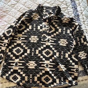 Geometric Black and Cream Pullover